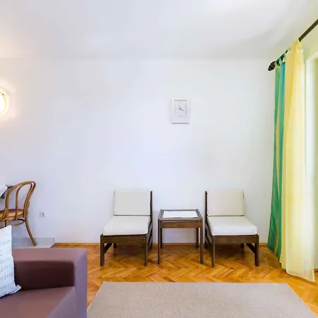Apartment One-bedroom In 7 Crikvenica