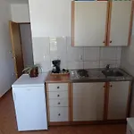 One-bedroom In 7 *