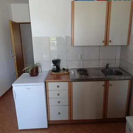 One-bedroom In 7 *