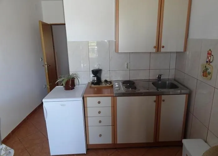 One-bedroom In 7 *
